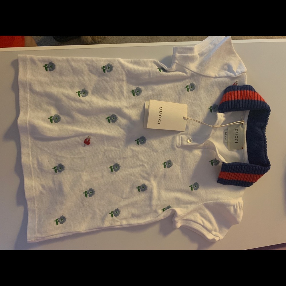 Authentic girls NWT Gucci shirt